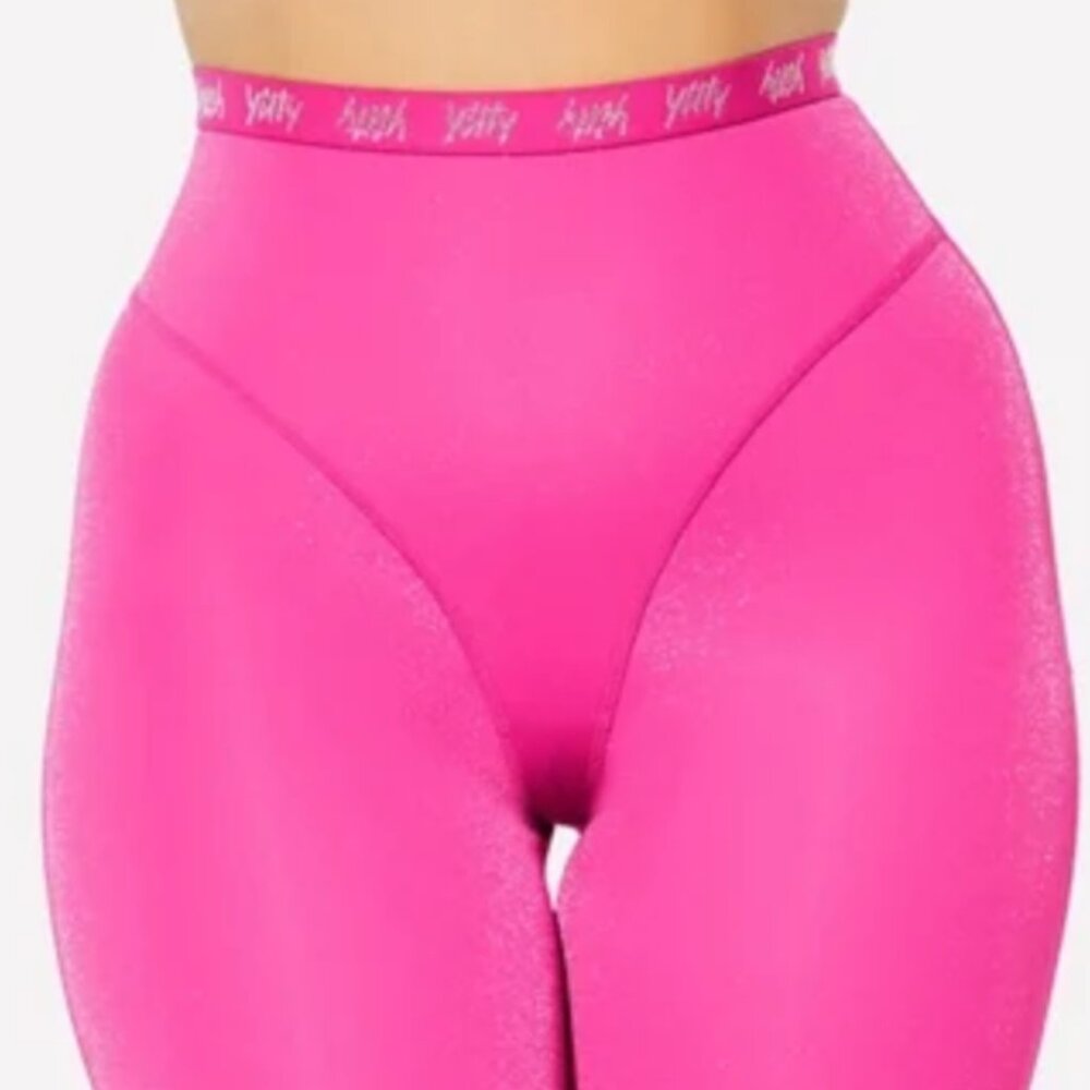 YITTY SPOTLIGHT SHAPING HIGH WAIST SHORT